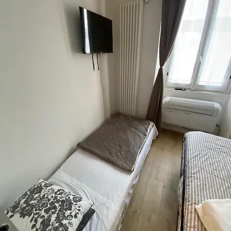 30 San Gottardo House Mailand